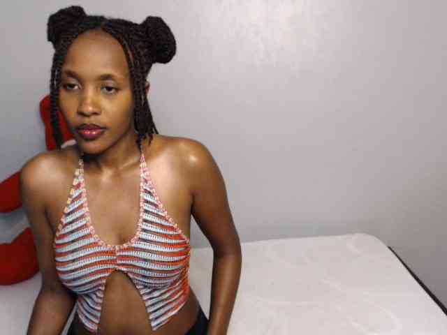 summerqueens webcam