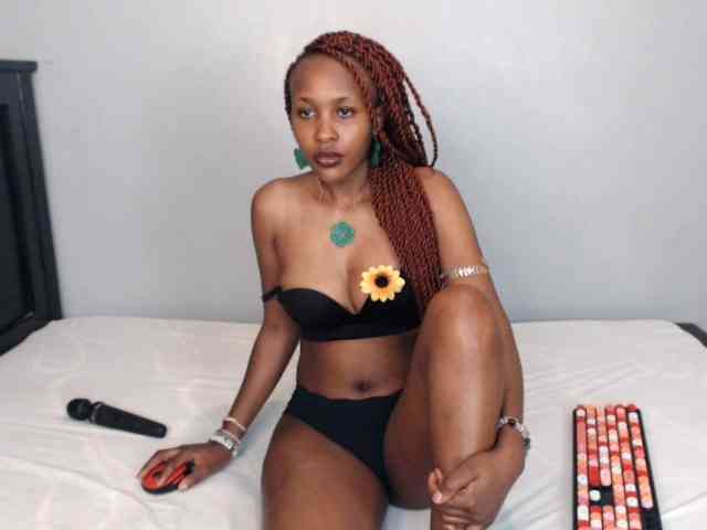 summerqueens webcam
