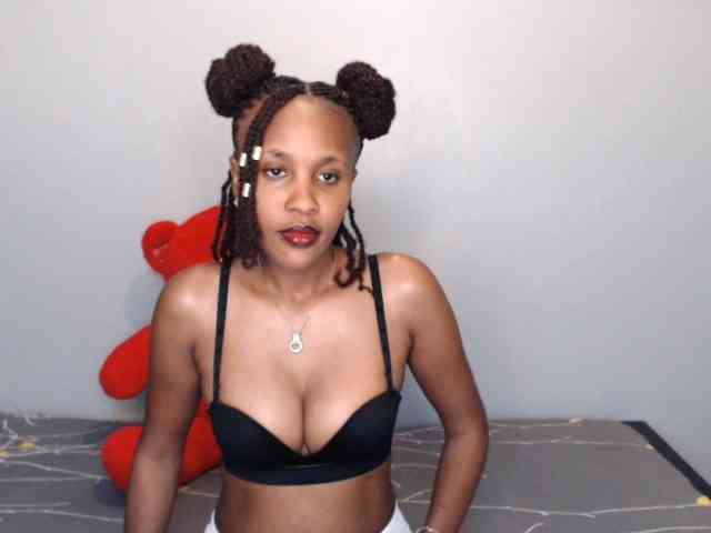 summerqueens webcam
