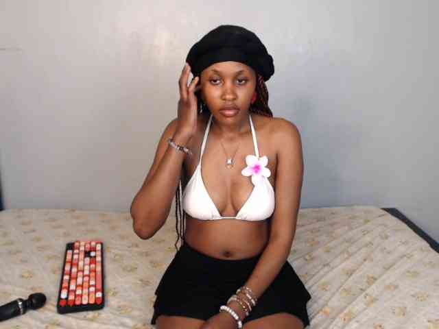 summerqueens webcam