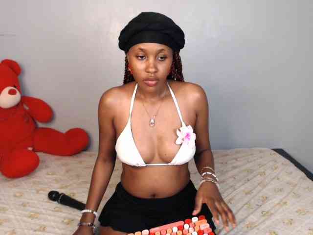summerqueens webcam