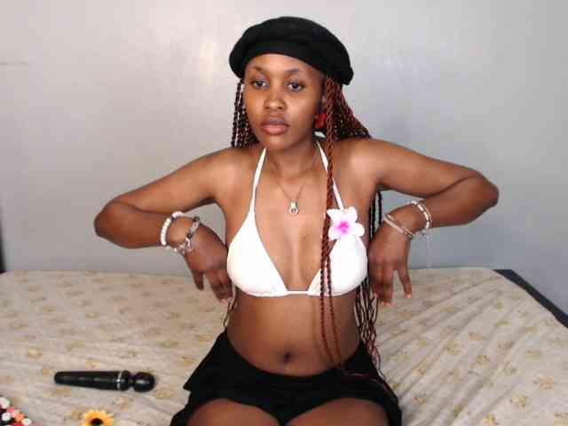 summerqueens webcam