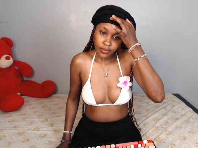 summerqueens webcam