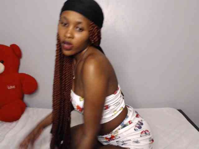summerqueens Live Webcam on BongaCams