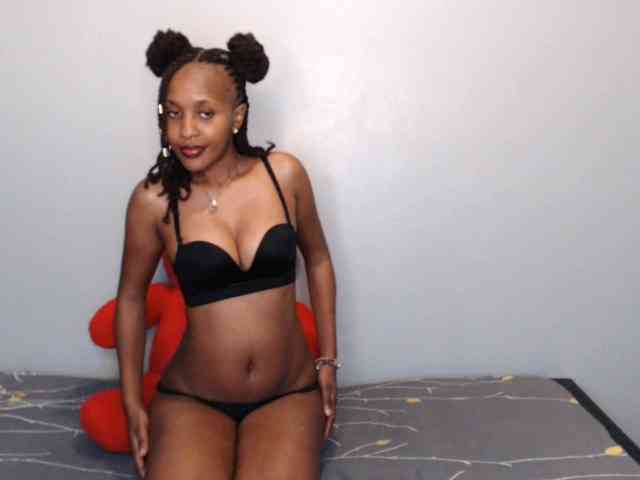 summerqueens webcam