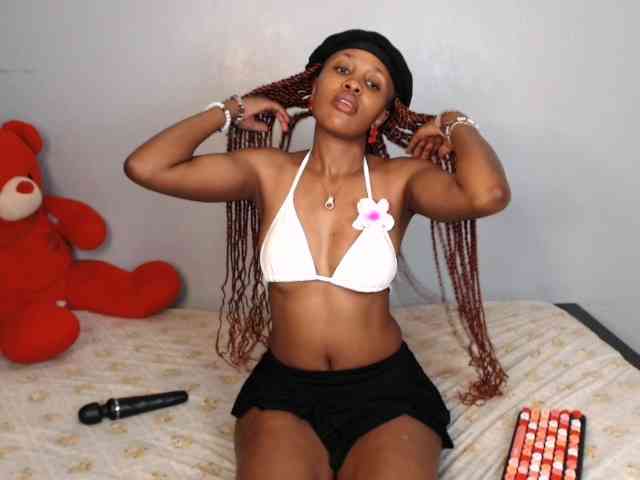 summerqueens webcam