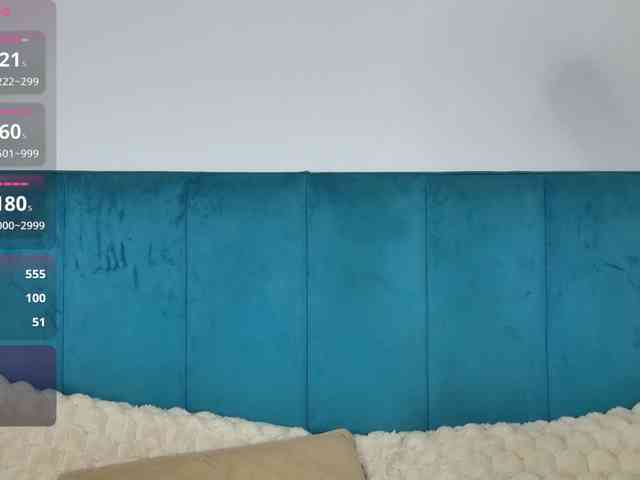 KendraMaxx webcam