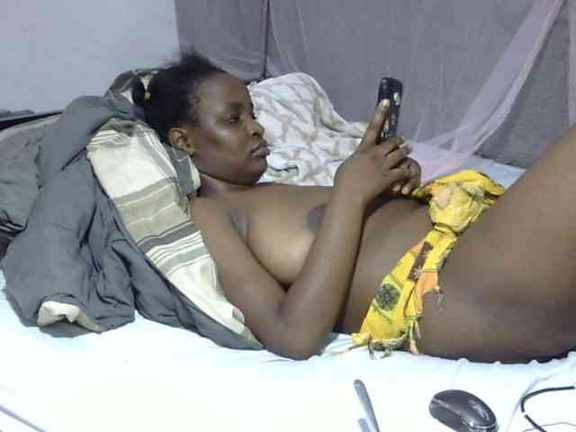 Creamykiteey webcam