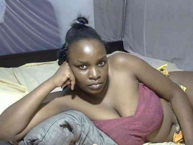 Creamykiteey webcam
