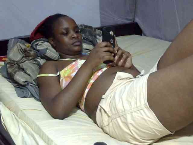 Creamykiteey webcam