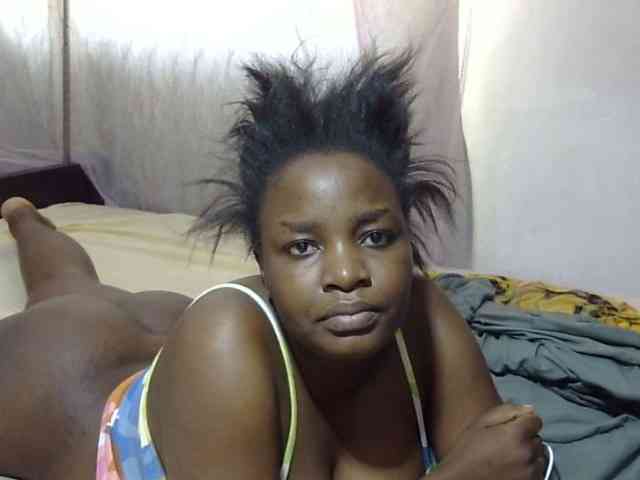 Creamykiteey webcam