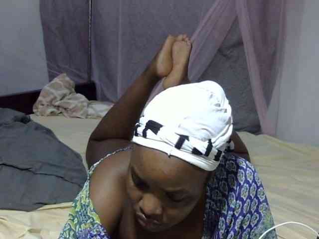 Creamykiteey webcam