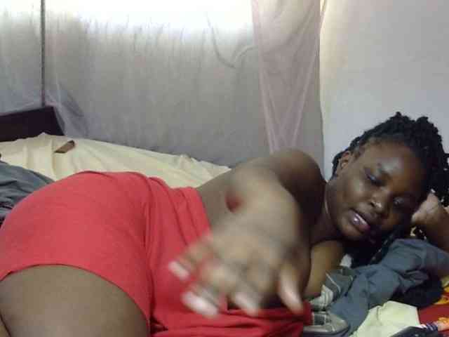 Creamykiteey webcam