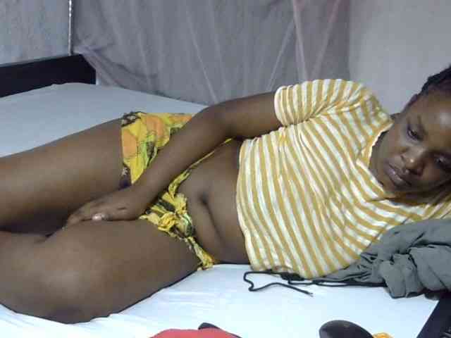 Creamykiteey webcam