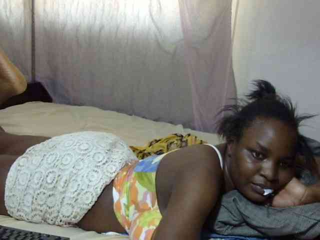 Creamykiteey webcam