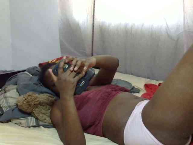 Creamykiteey webcam