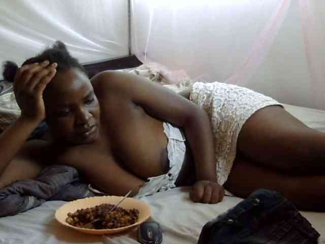 Creamykiteey webcam