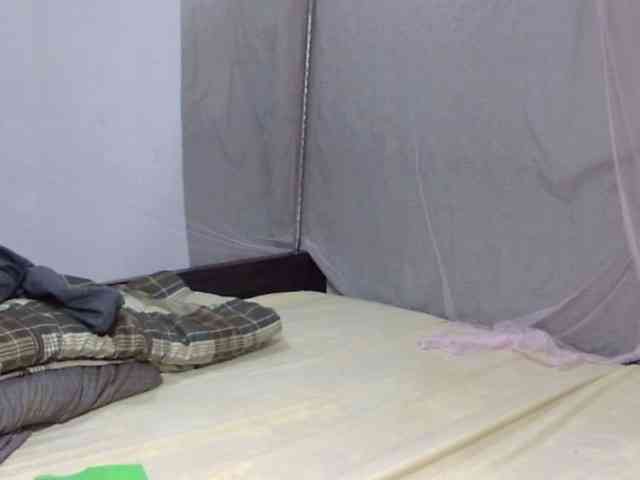 Creamykiteey webcam