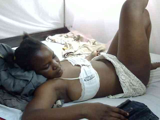 Creamykiteey webcam