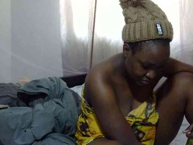 Creamykiteey webcam