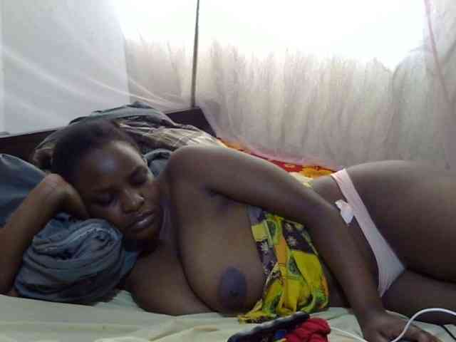 Creamykiteey webcam