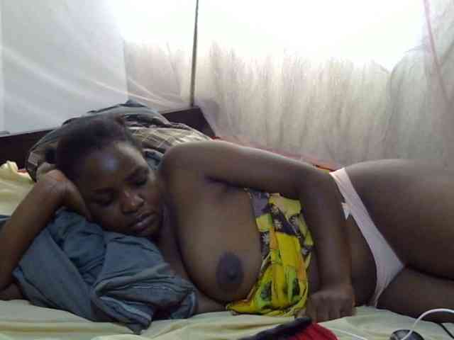 Creamykiteey webcam