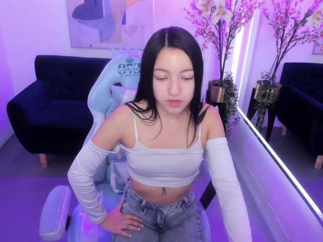 Scarlet-lou webcam