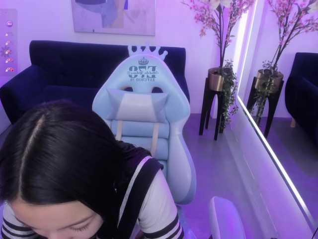  Scarlet-lou chat room