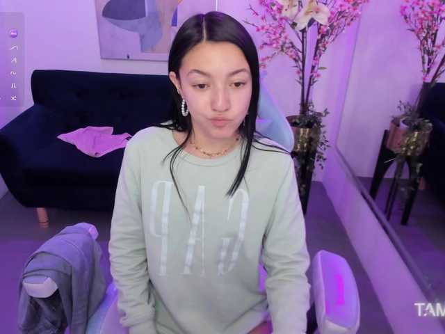  Scarlet-lou chat room