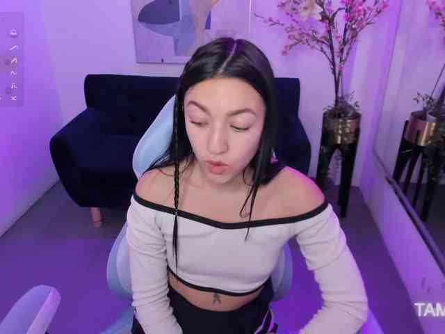 Scarlet-lou webcam