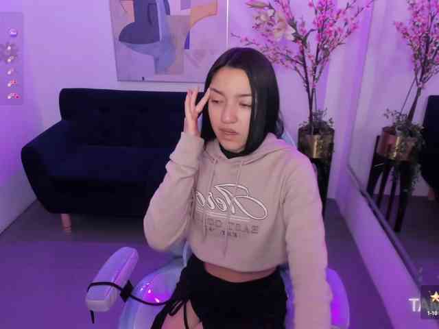 Scarlet-lou webcam