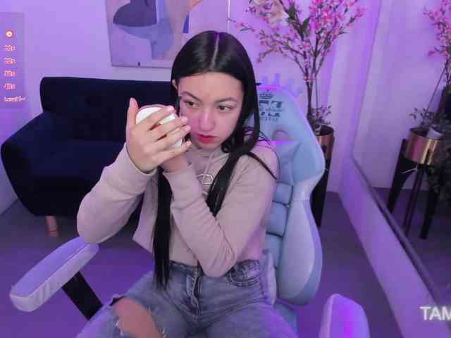 Scarlet-lou webcam