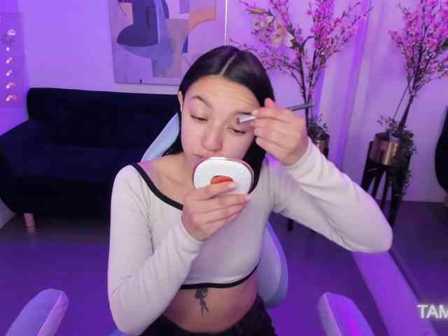 Scarlet-lou webcam