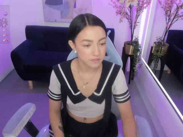 Scarlet-lou webcam