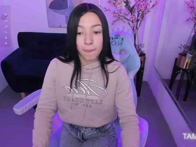 Scarlet-lou webcam