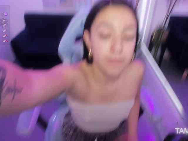 Scarlet-lou webcam