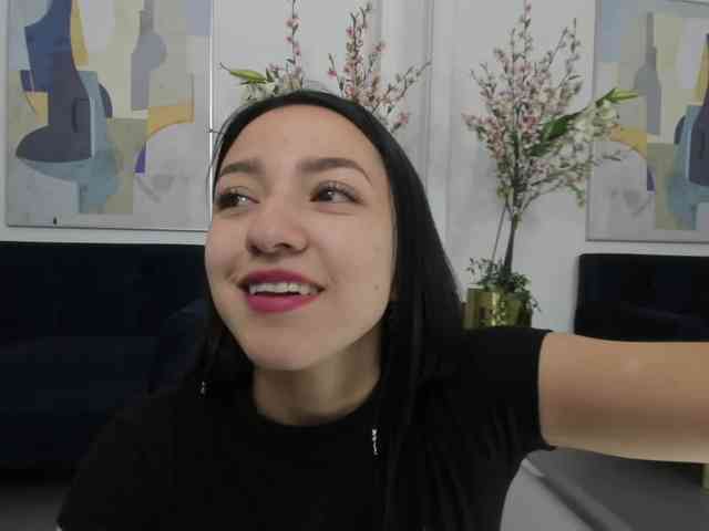 Scarlet-lou webcam