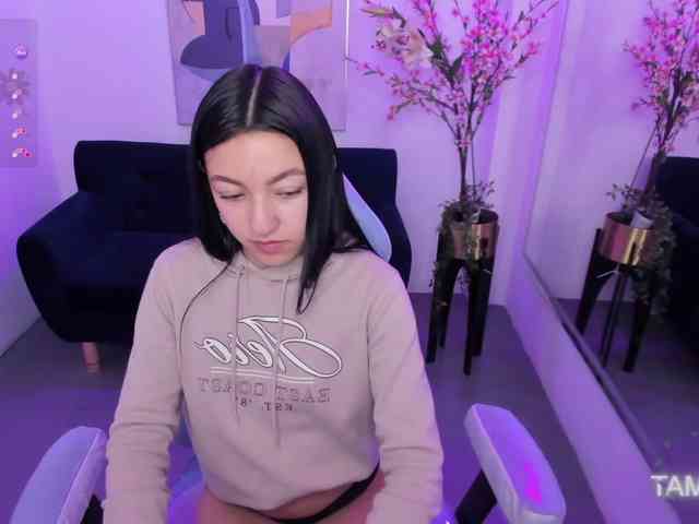 Scarlet-lou webcam