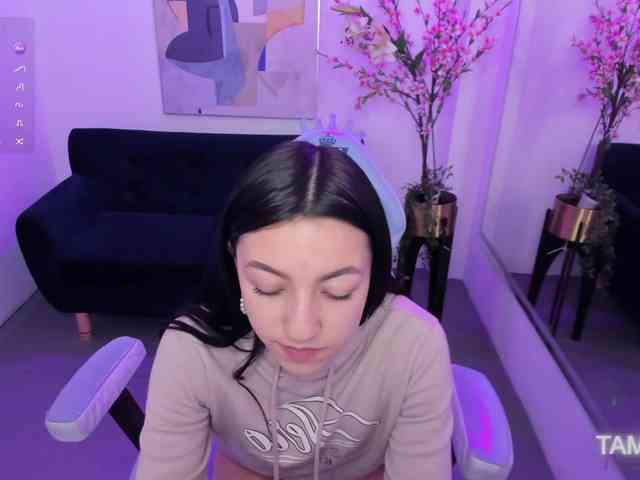Scarlet-lou webcam