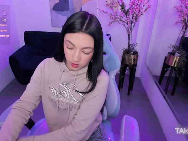 Scarlet-lou webcam