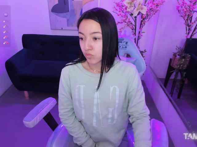 Scarlet-lou webcam