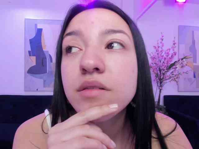 live cam bedroom Scarlet-lou
