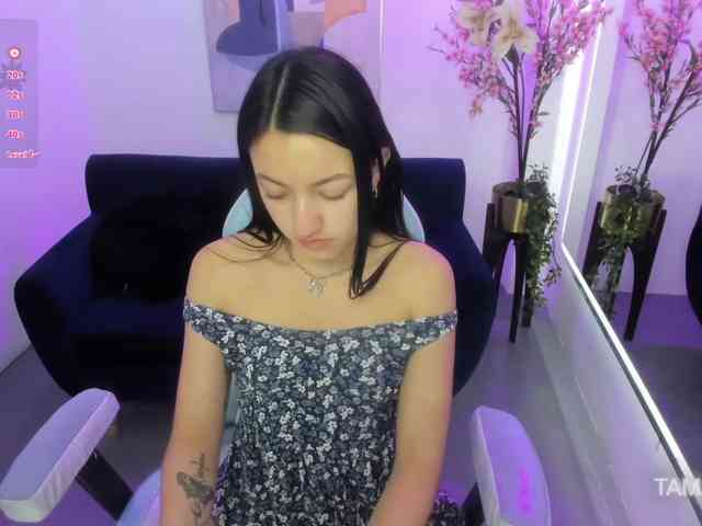 Scarlet-lou webcam