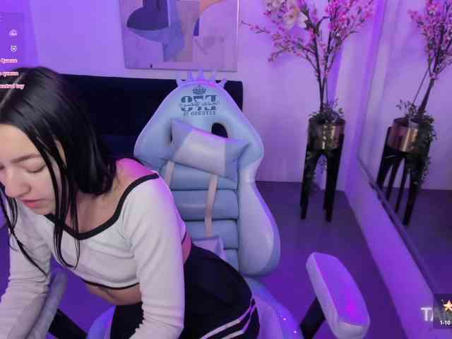 Scarlet-lou webcam