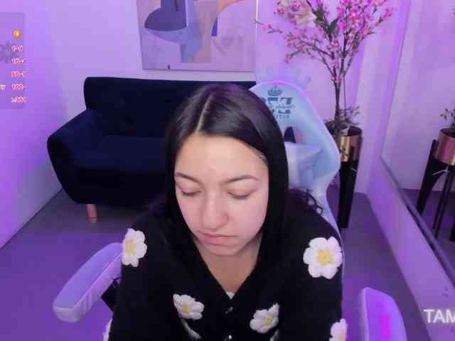 Scarlet-lou webcam