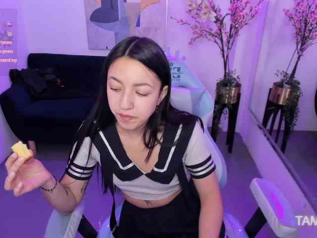 Scarlet-lou webcam