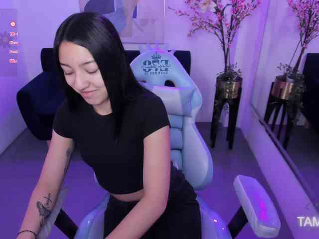 Scarlet-lou webcam