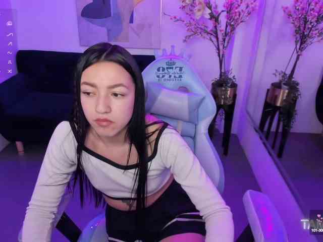 Scarlet-lou webcam