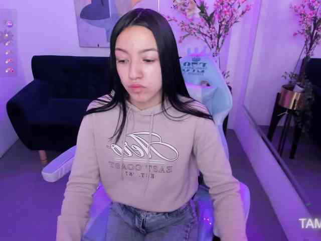 Scarlet-lou webcam