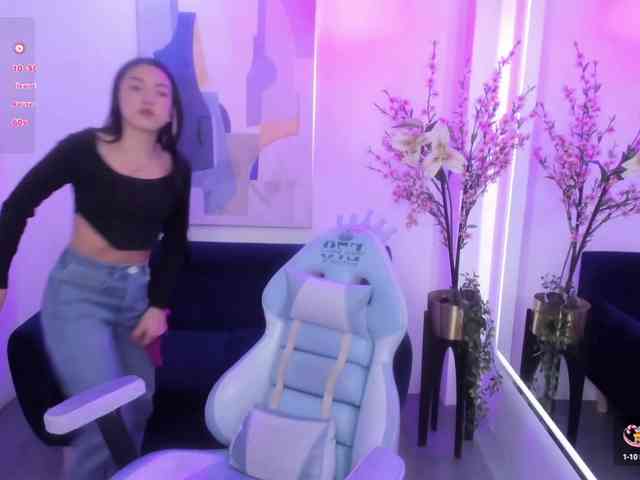 Scarlet-lou webcam